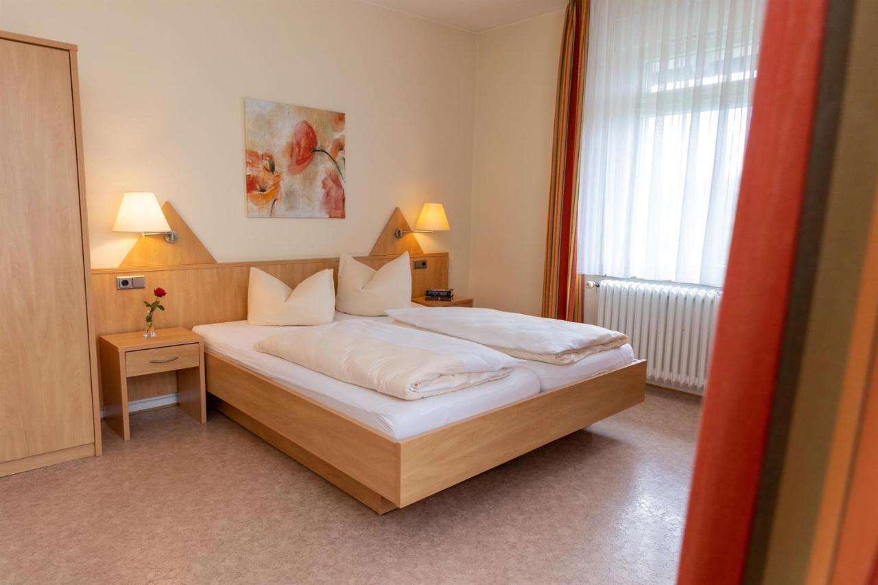 Haus Sonneck Hotel Marburg Bagian luar foto