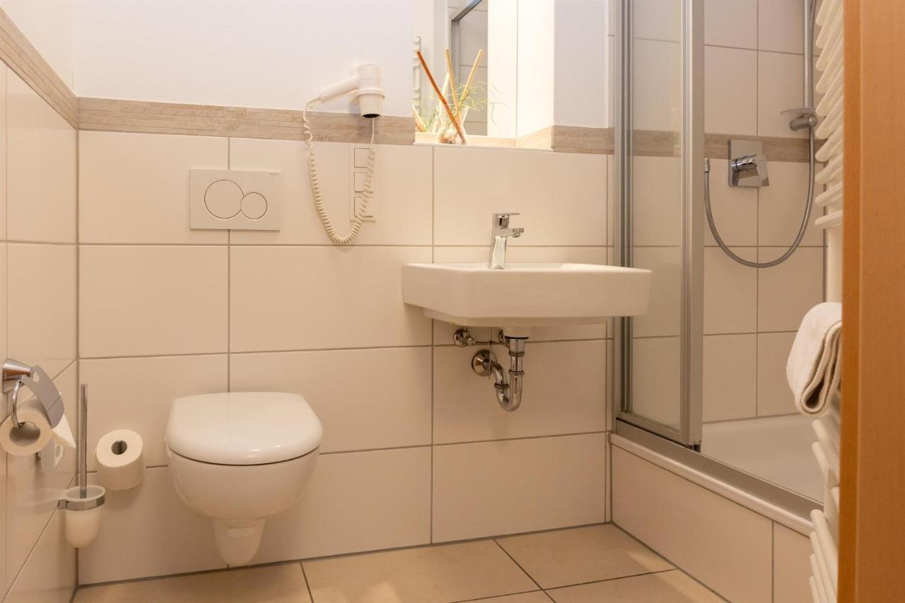 Haus Sonneck Hotel Marburg Bagian luar foto